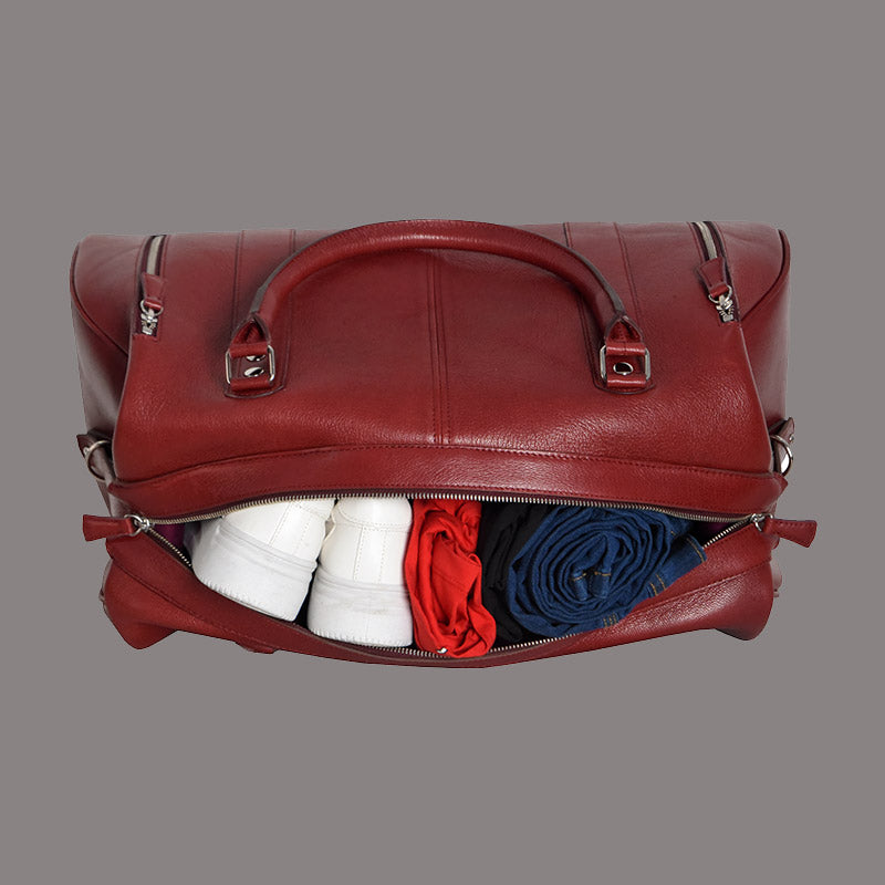 Medium Leather Holdall in Cherry for Women